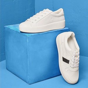 Steve Madden Sneakers